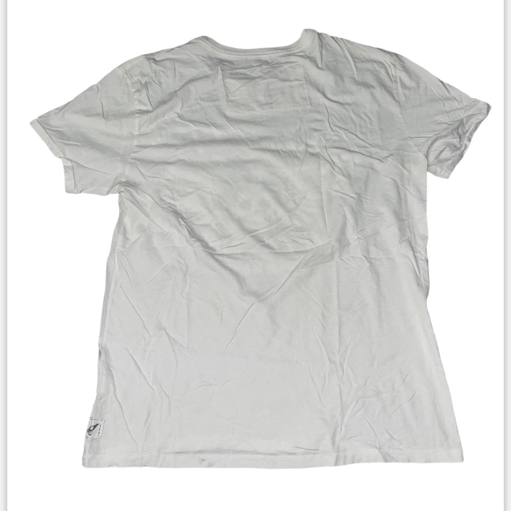 Men Robin’s Jean T-shirt - Picture 2 of 4